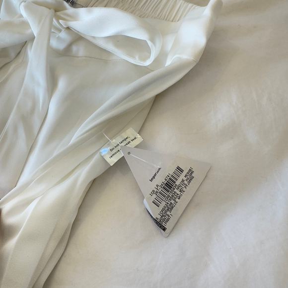 NWT Nadine Merabi White Darcie Feather Pants Size S - Picture 6 of 8